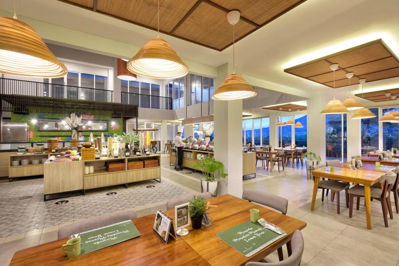 The Balcone Suites & Resort Bukittinggi Exteriör bild