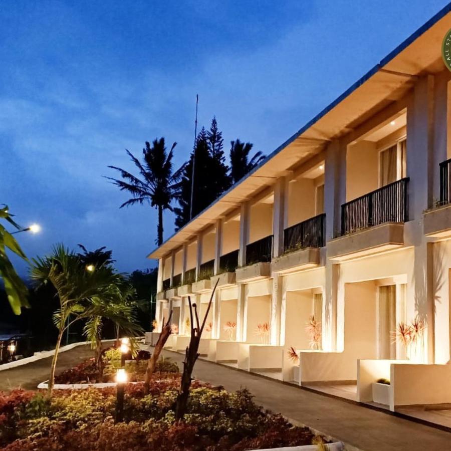 The Balcone Suites & Resort Bukittinggi Exteriör bild
