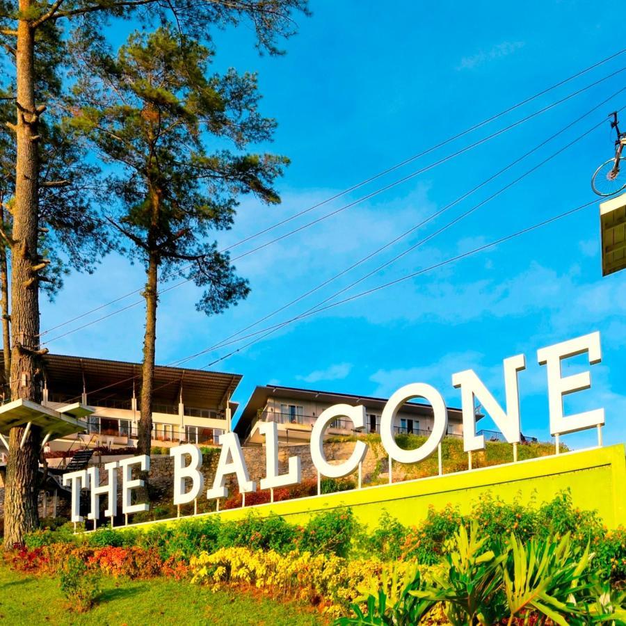 The Balcone Suites & Resort Bukittinggi Exteriör bild