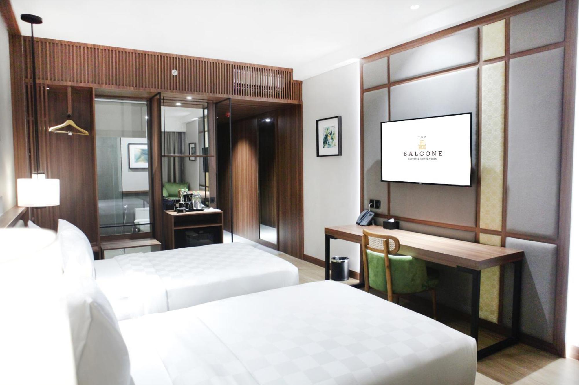 The Balcone Suites & Resort Bukittinggi Exteriör bild